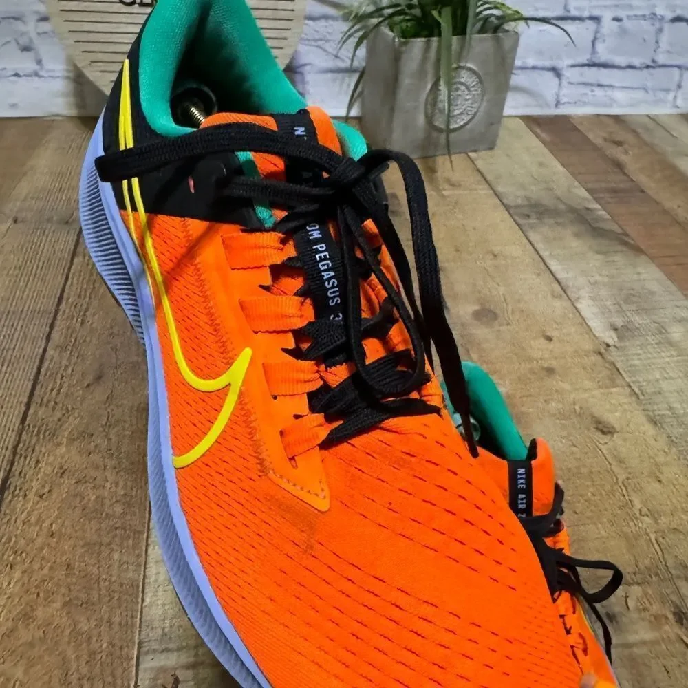 Nike Men's Air Zoom Pegasus 38 - DM9052 800 - Hyper Crimson / Yellow - Size 8.5
